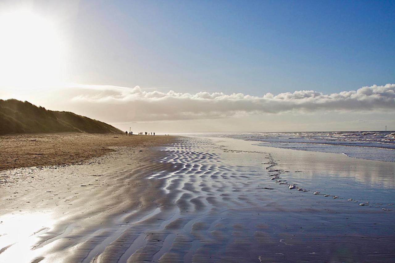 Formby Pinewood Studio Bed & Breakfast Dış mekan fotoğraf